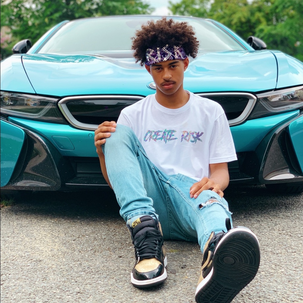 Meet your Posher, Will